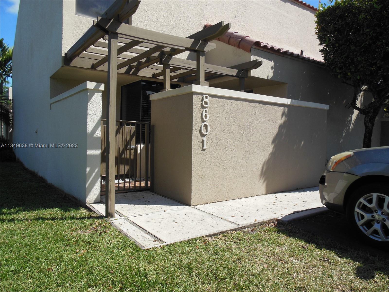 Photo 1 of 8601 80th Ct in Miami - MLS A11349638