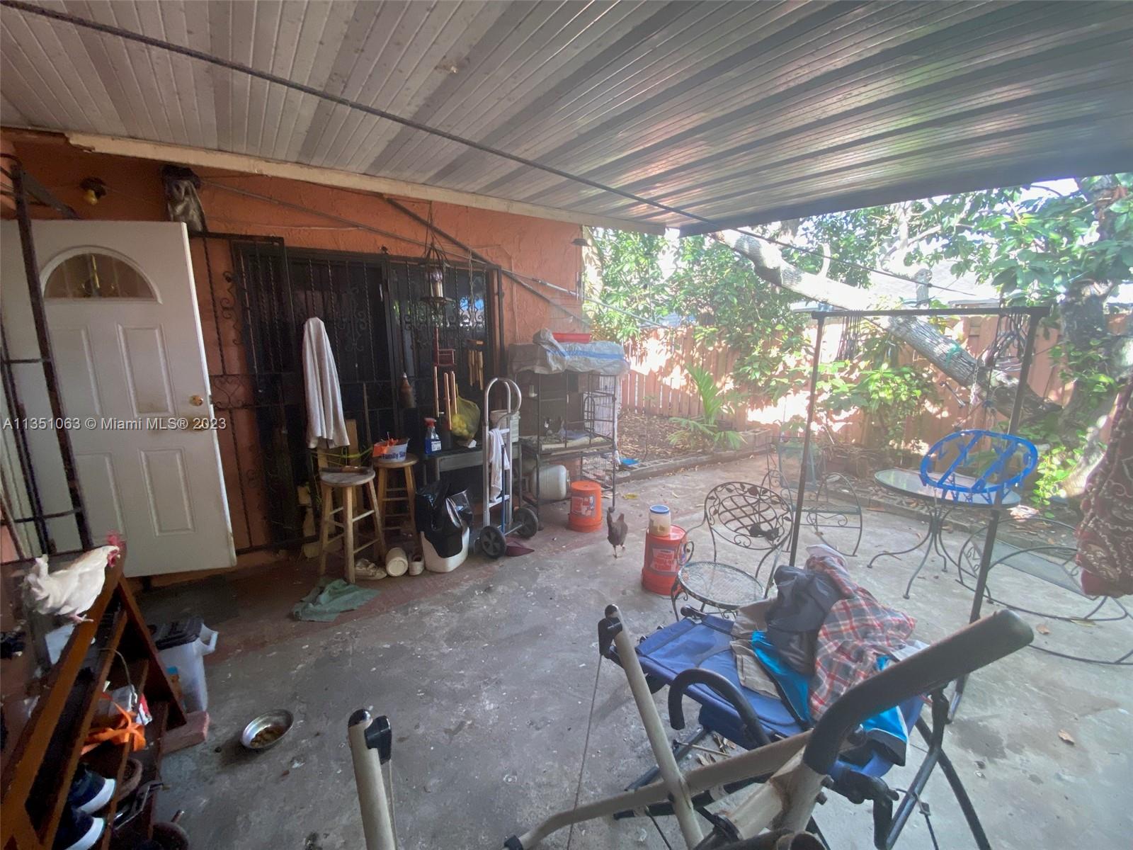 Listing Photo 11