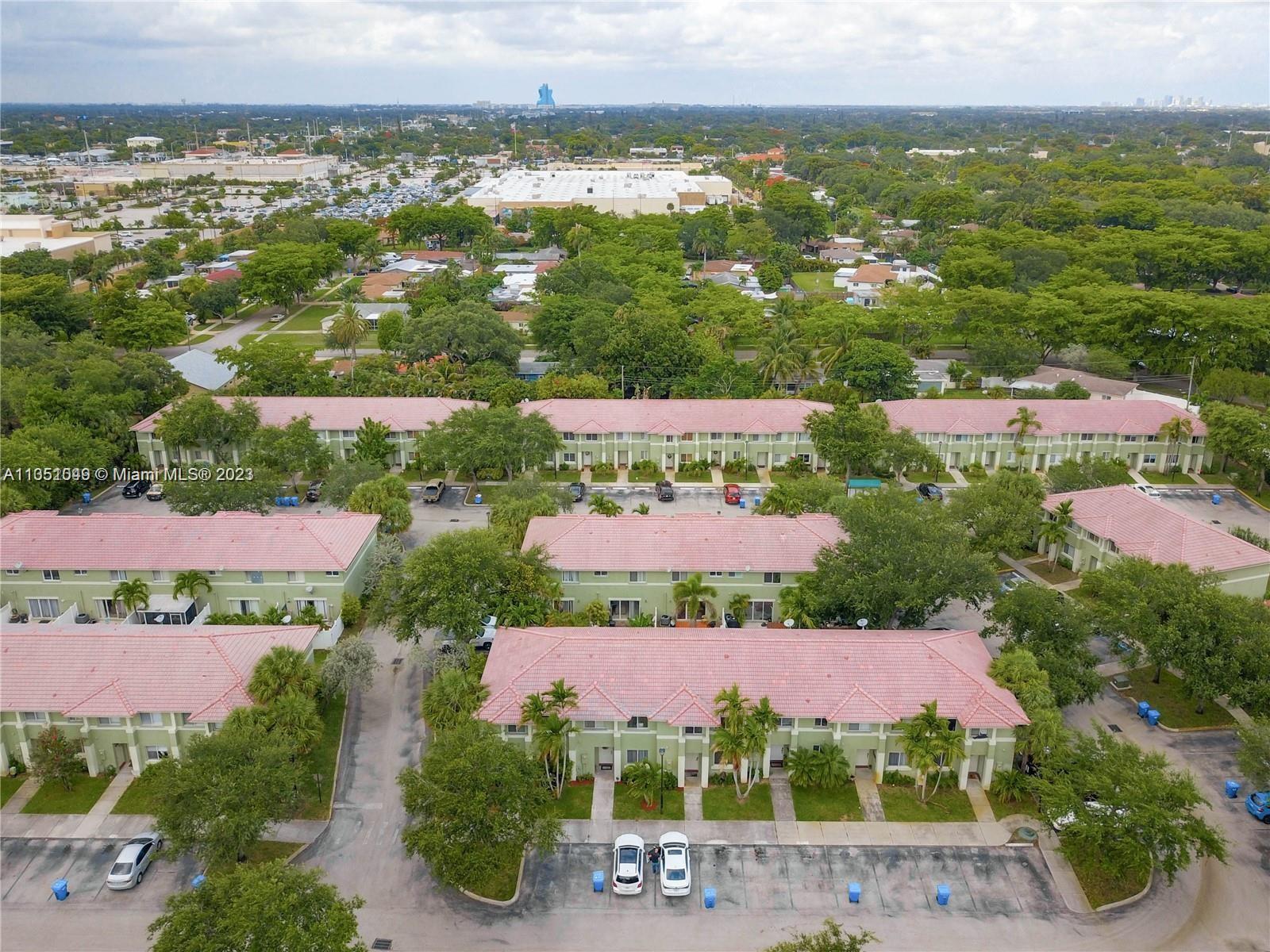 130  Hidden Ct Rd #25-D For Sale A11351049, FL