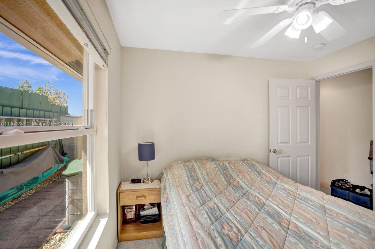 Listing Photo 8