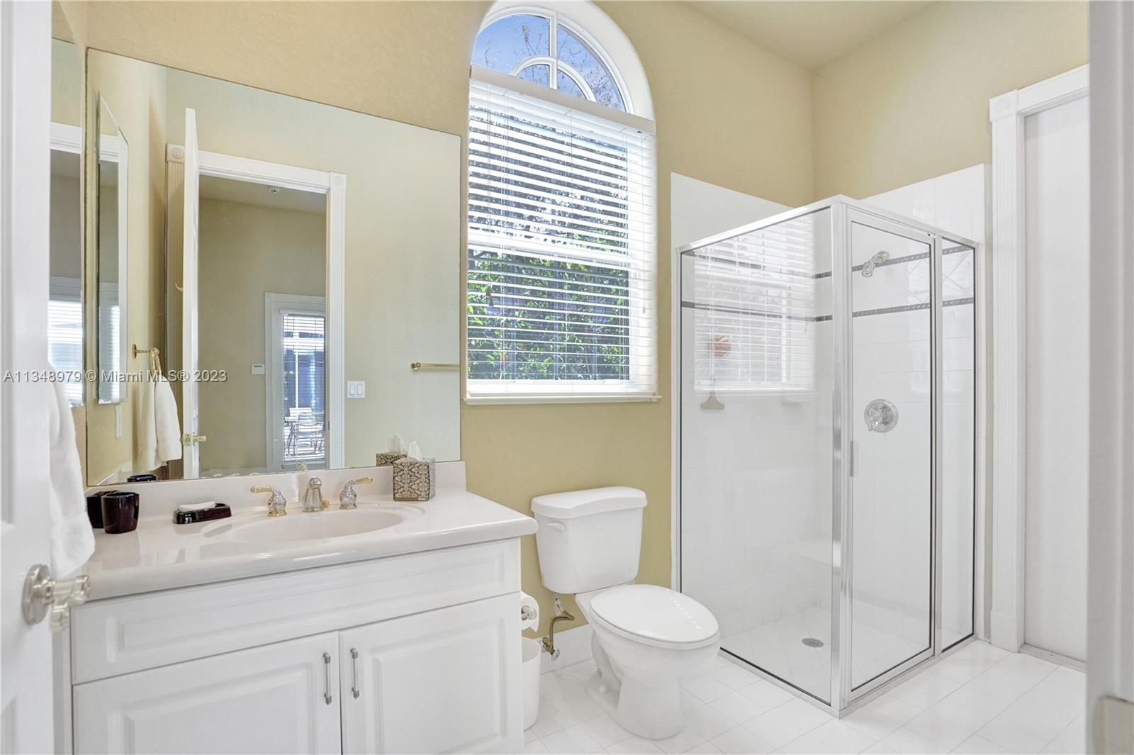 Photo 49 of 1071 Waterside Ln in Hollywood - MLS A11348979