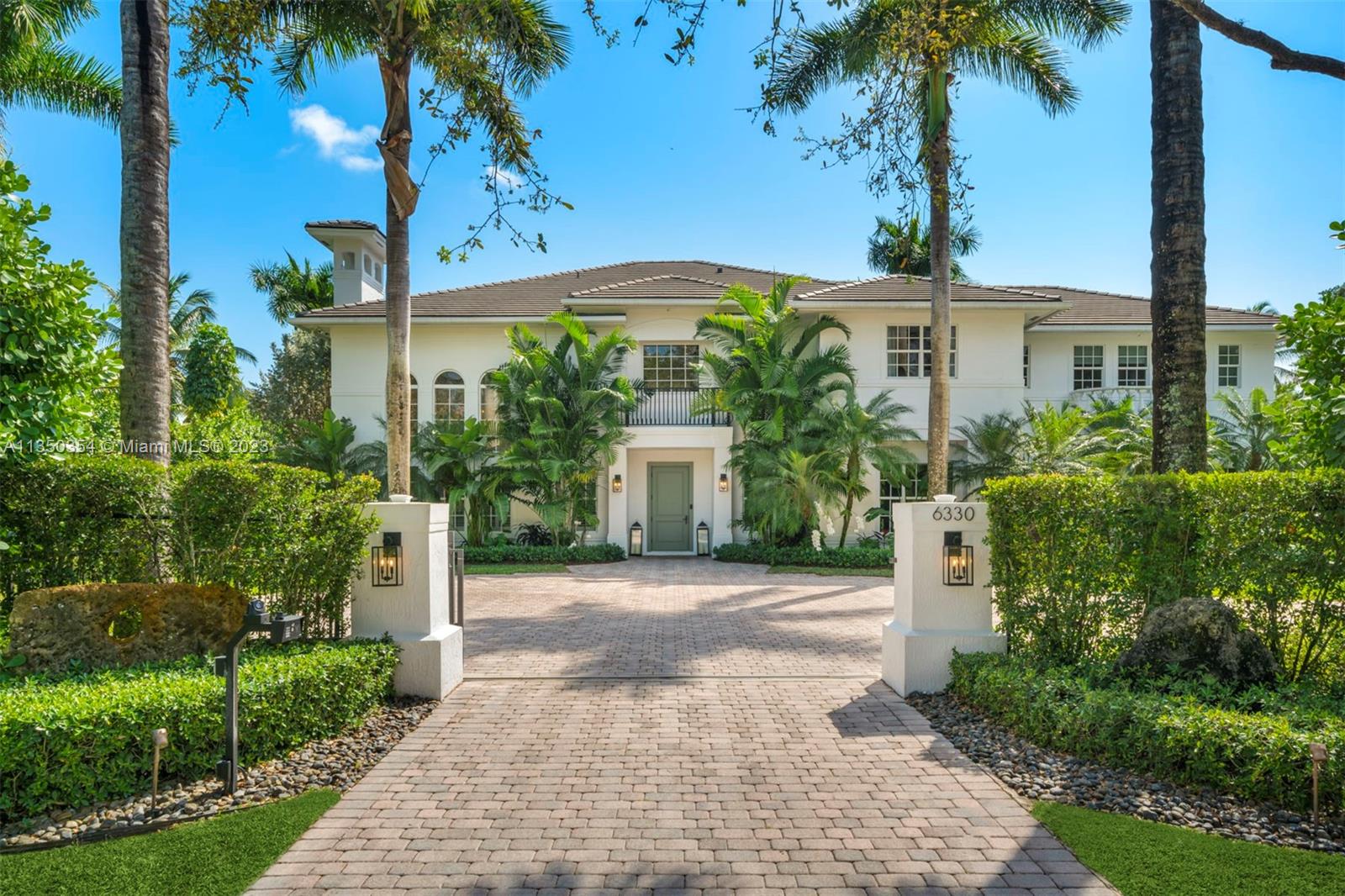6330 SW 107th St, Pinecrest, FL 33156