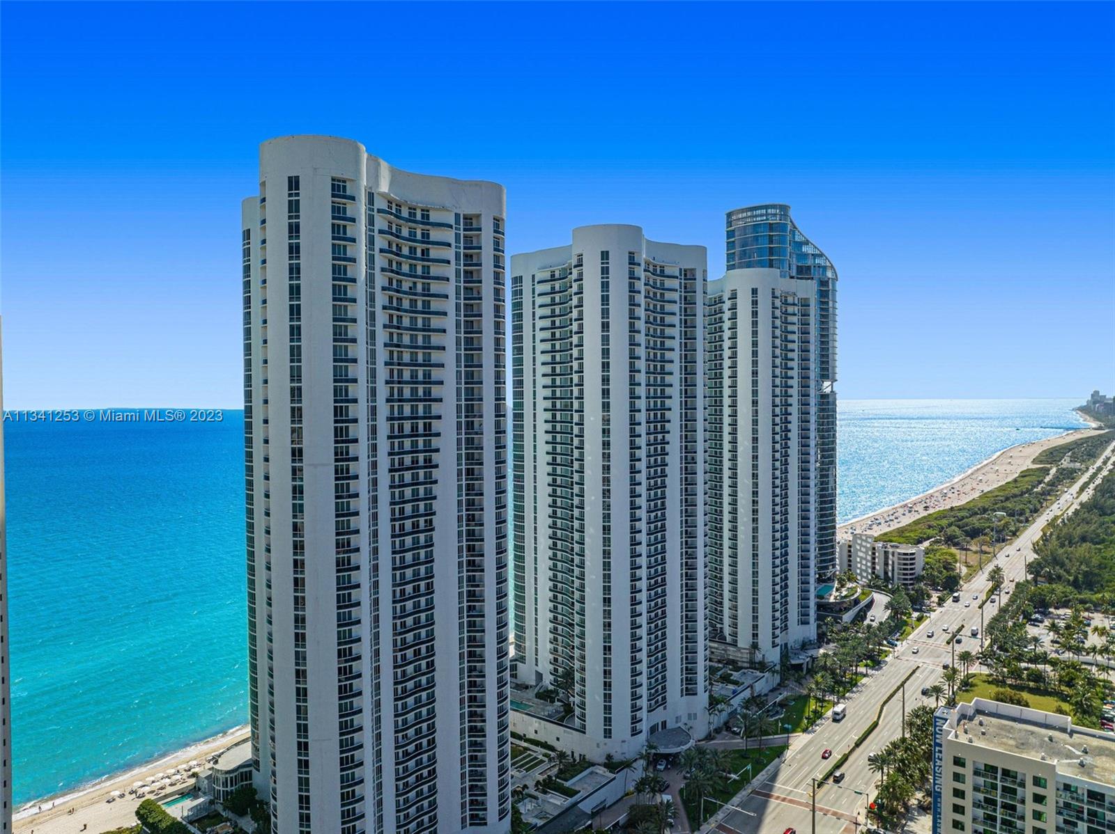 Photo 2 of Trump Towers II Apt 902 in Sunny Isles Beach - MLS A11341253