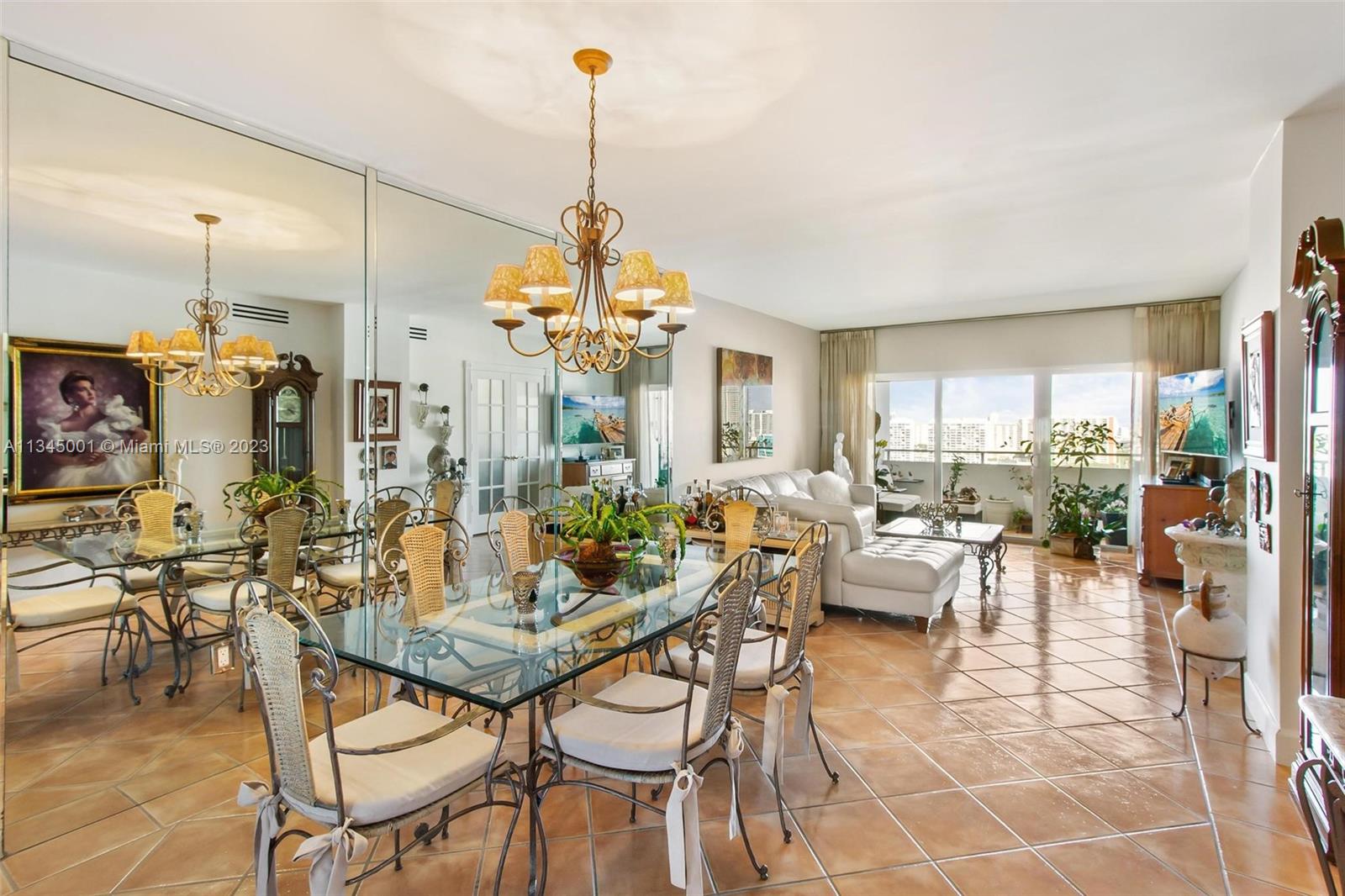 500 Bayview Dr PH25, Sunny Isles Beach, FL 33160