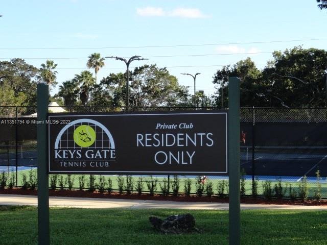 Kiddie Park Inside Keys Landing