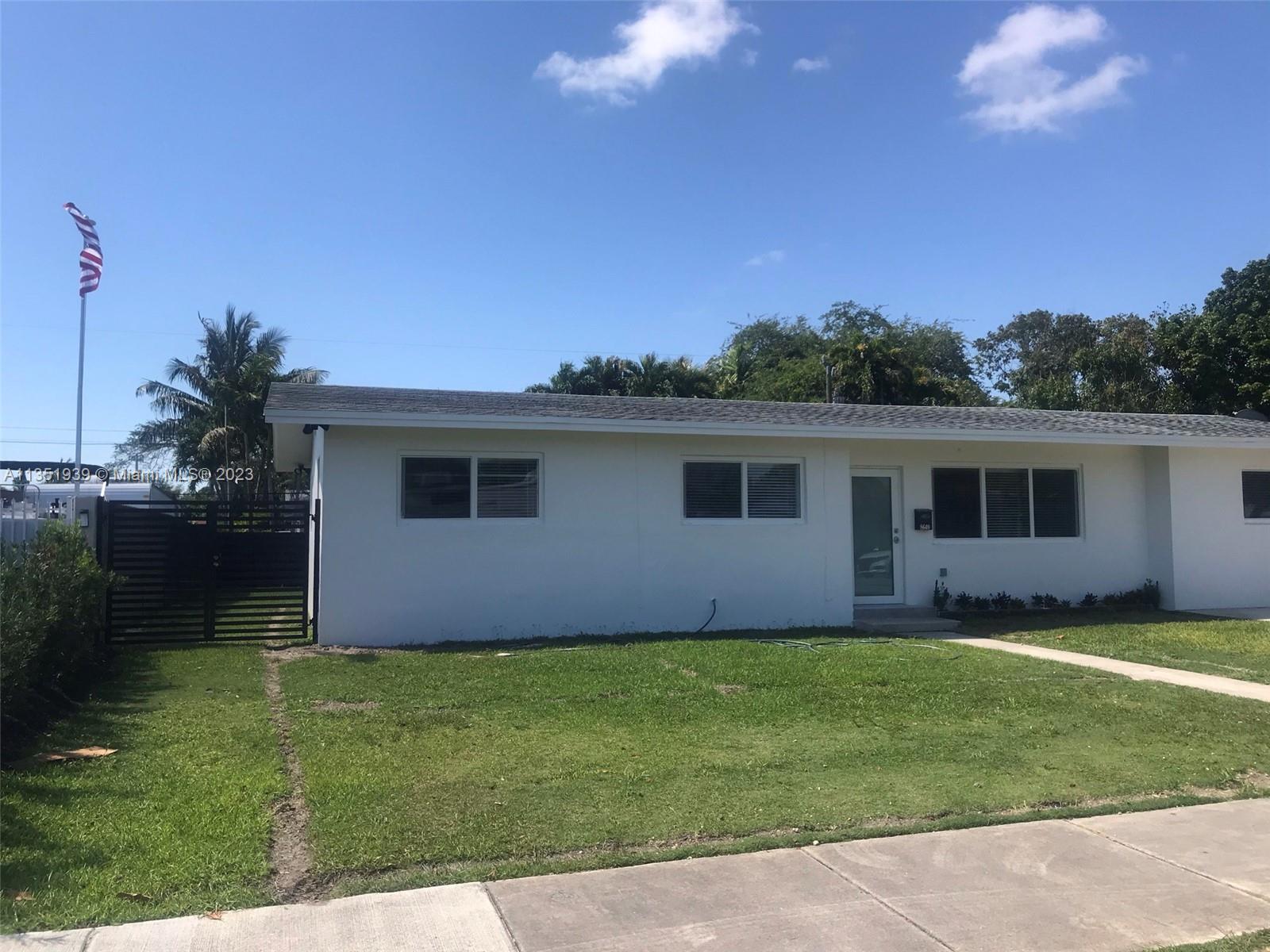 Photo 2 of 8640 125th Ter in Miami - MLS A11351939