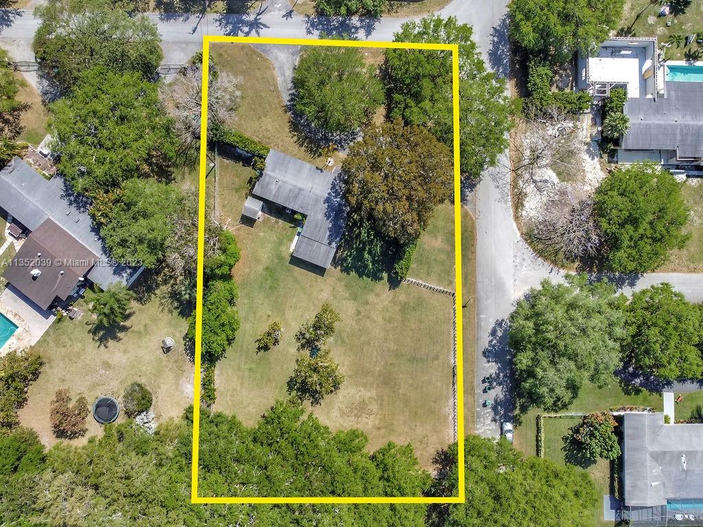 11395 SW 88th Ave  For Sale A11352039, FL