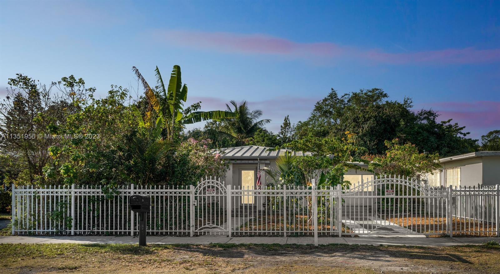 84 NW 117th St, Miami, FL 33168