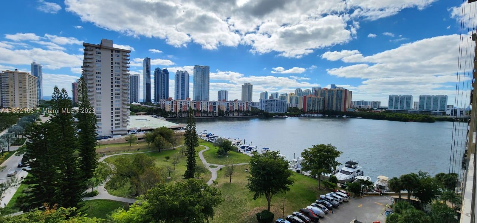 Photo 2 of Winston Towers 700 Condo Apt 1214 in Sunny Isles Beach - MLS A11352163