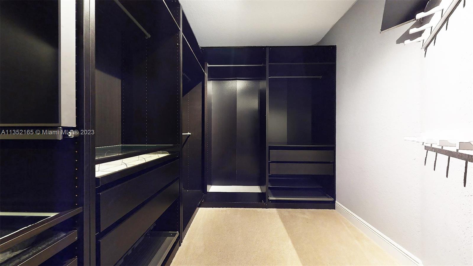 Master Walk In Closet