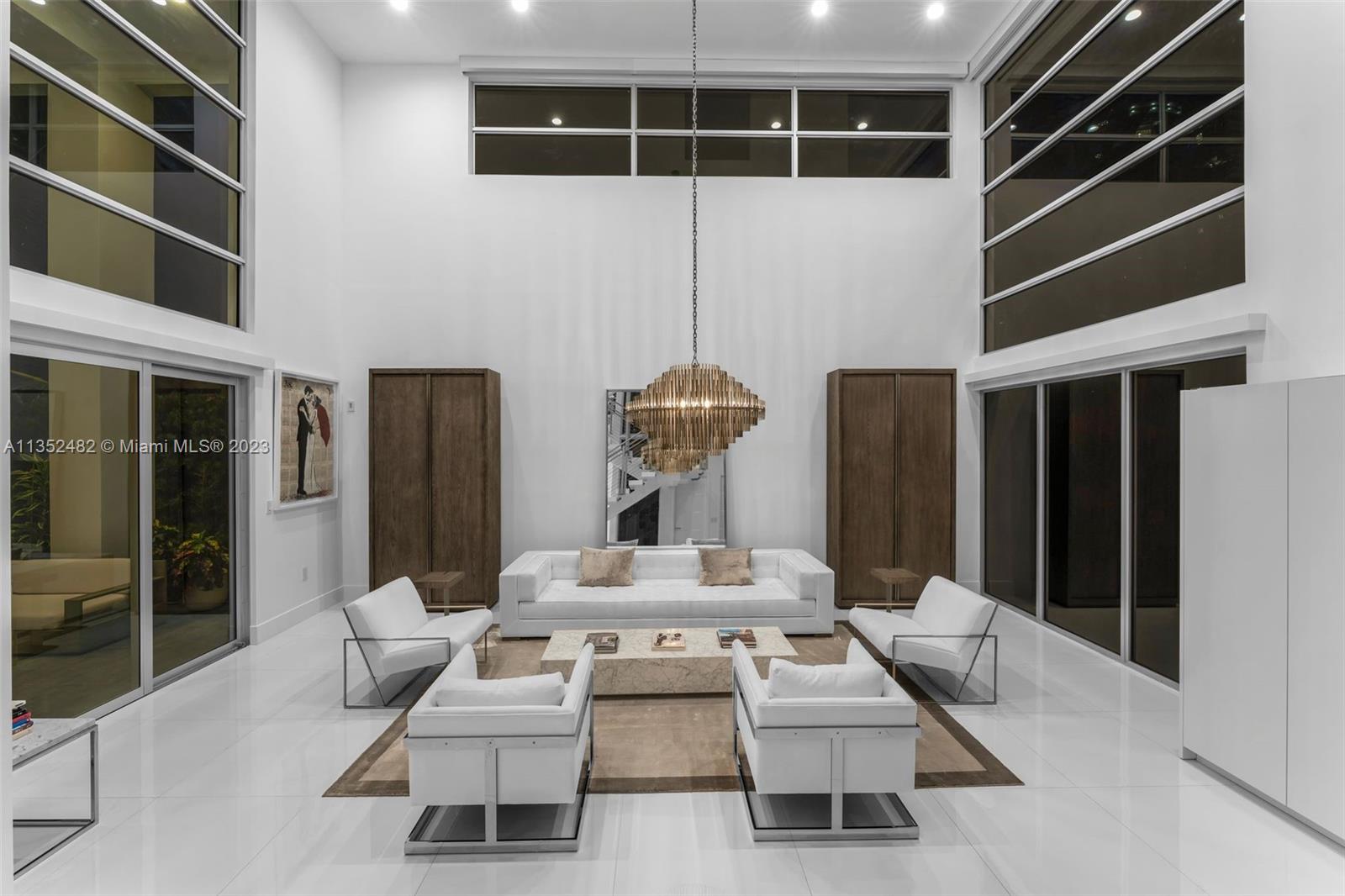 Listing Photo 8