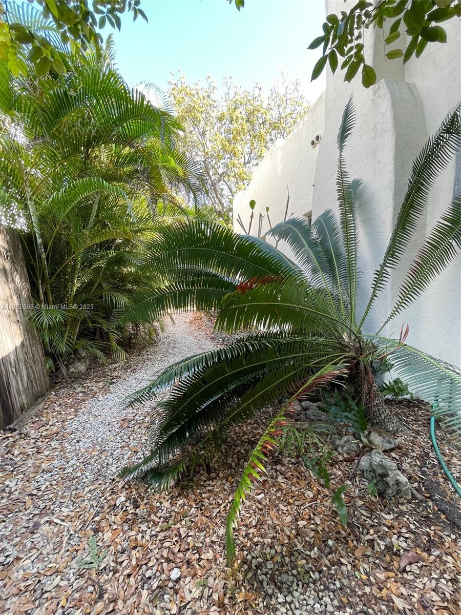 Listing Photo 15