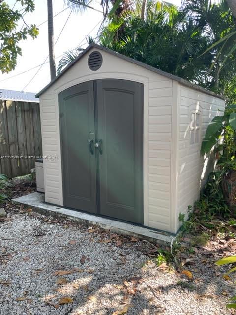 Listing Photo 18