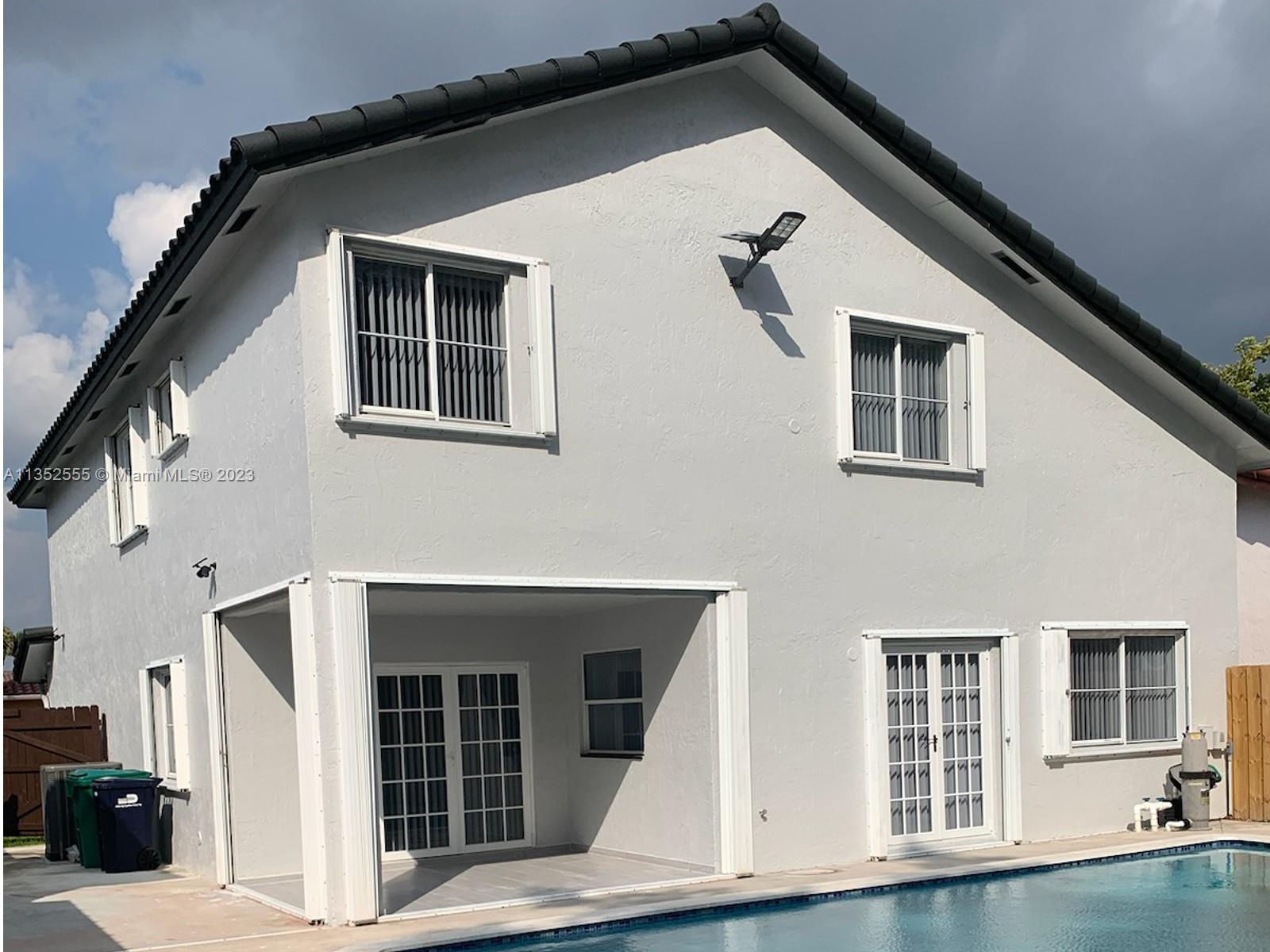 Photo 2 of 11111 147th Ct in Miami - MLS A11352555