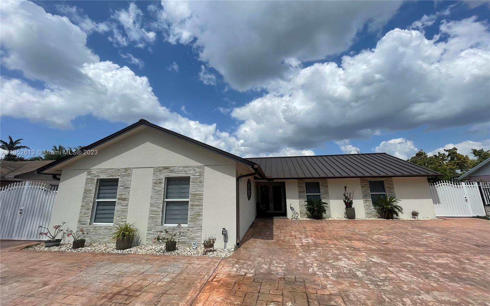 Photo 1 of 11229 167th Ter in Miami - MLS A11352613
