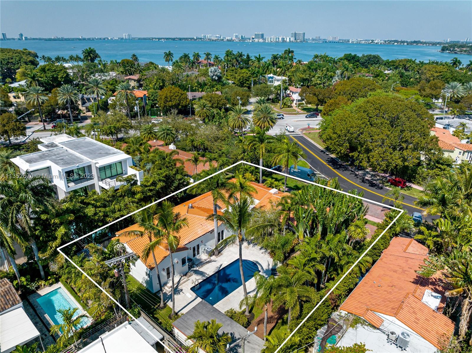 768 W 51st St  For Sale A11352670, FL