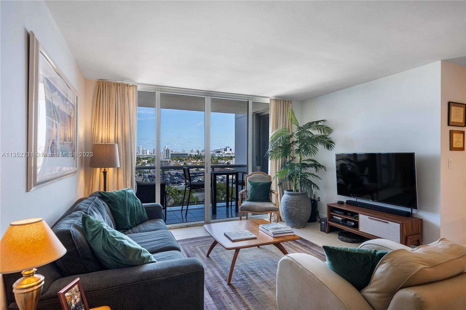 1900  Sunset Harbour Dr #1007 For Sale A11352731, FL