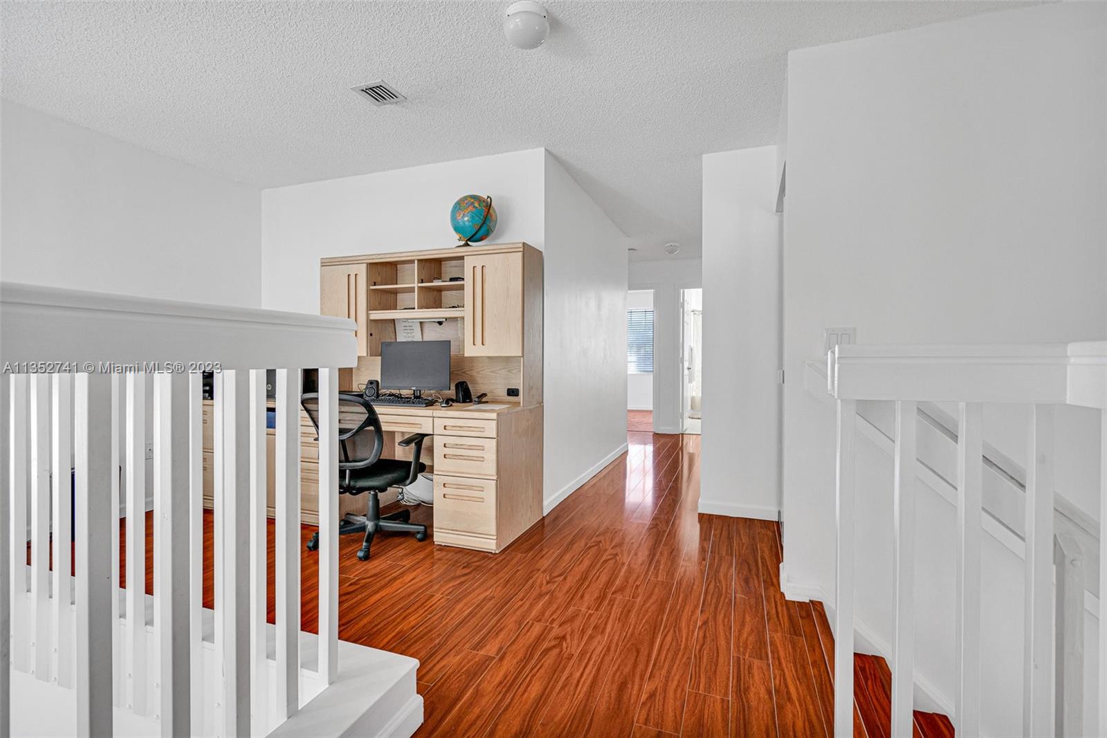 Listing Photo 17