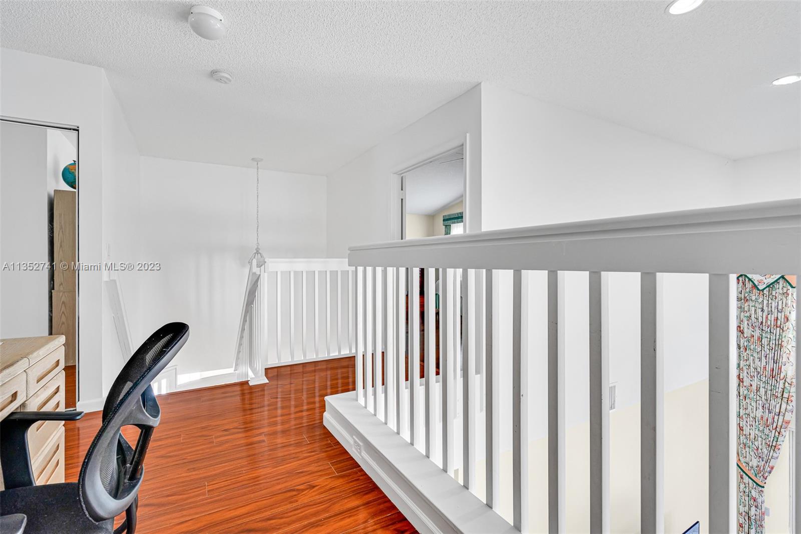 Listing Photo 19