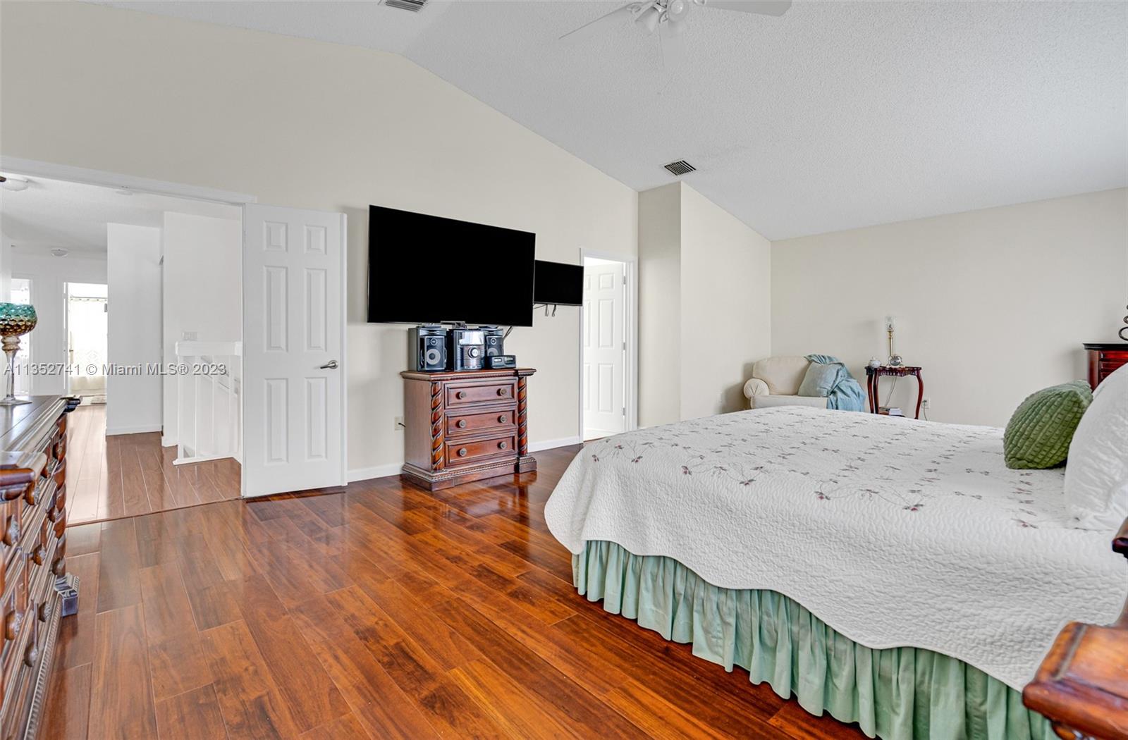 Listing Photo 21