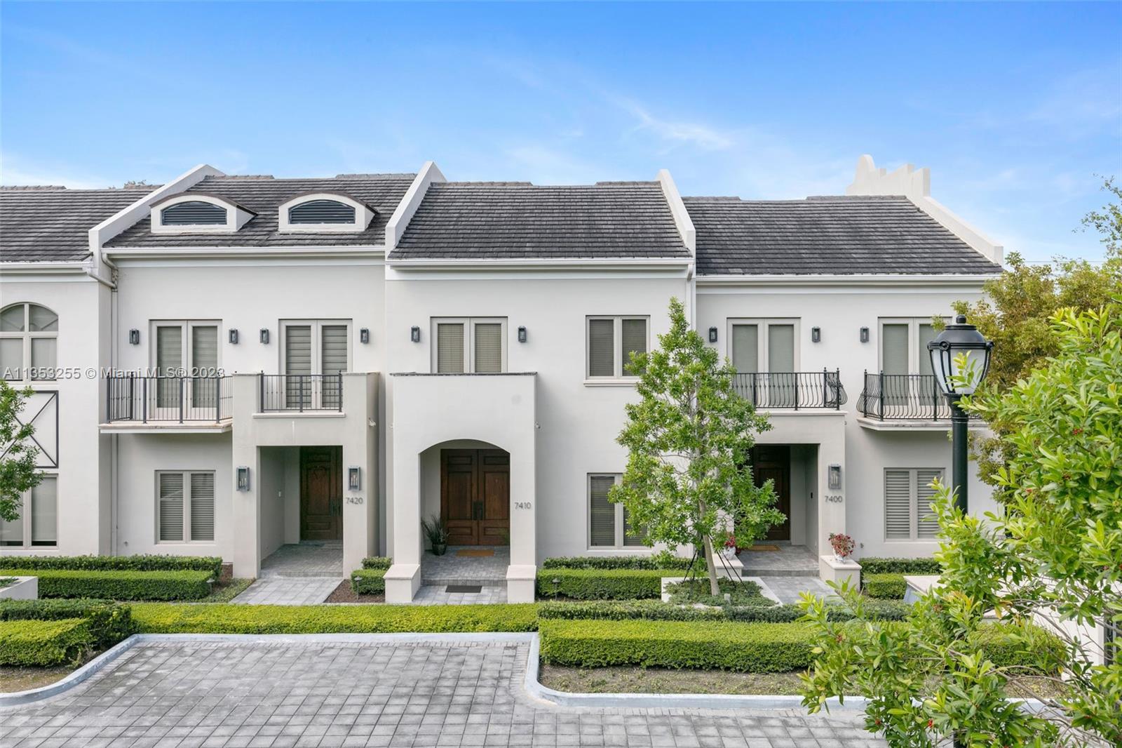 Photo 1 of 7411 56th Ct in Miami - MLS A11353255