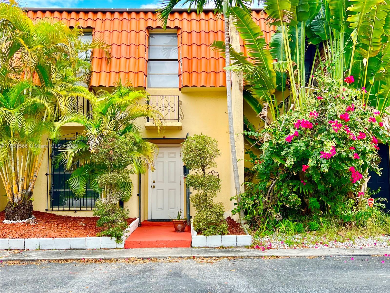 Photo 1 of 16681 35th Ave in North Miami Beach - MLS A11353566