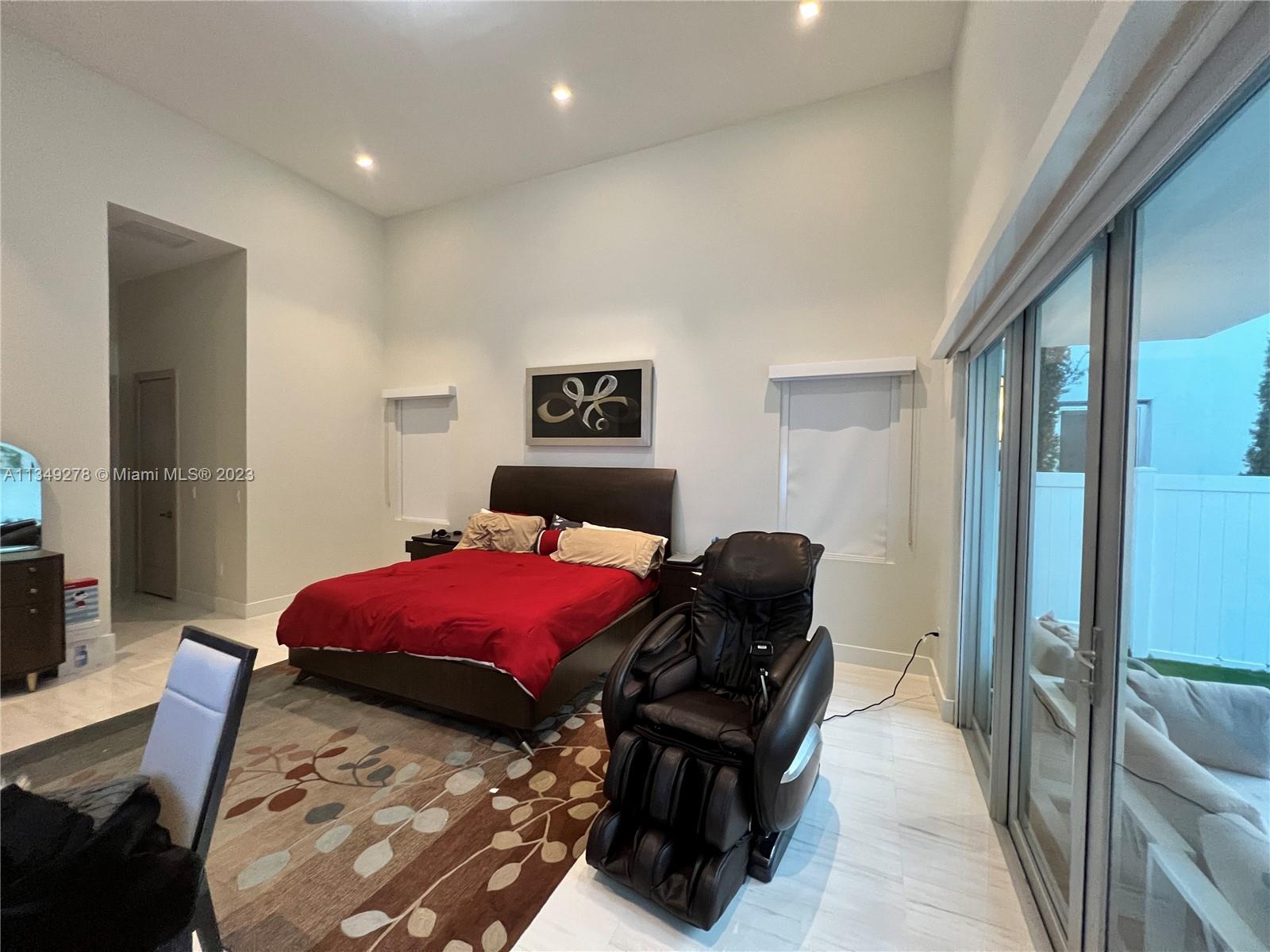 Photo 100 of 3350 84th Ct in Doral - MLS A11349278
