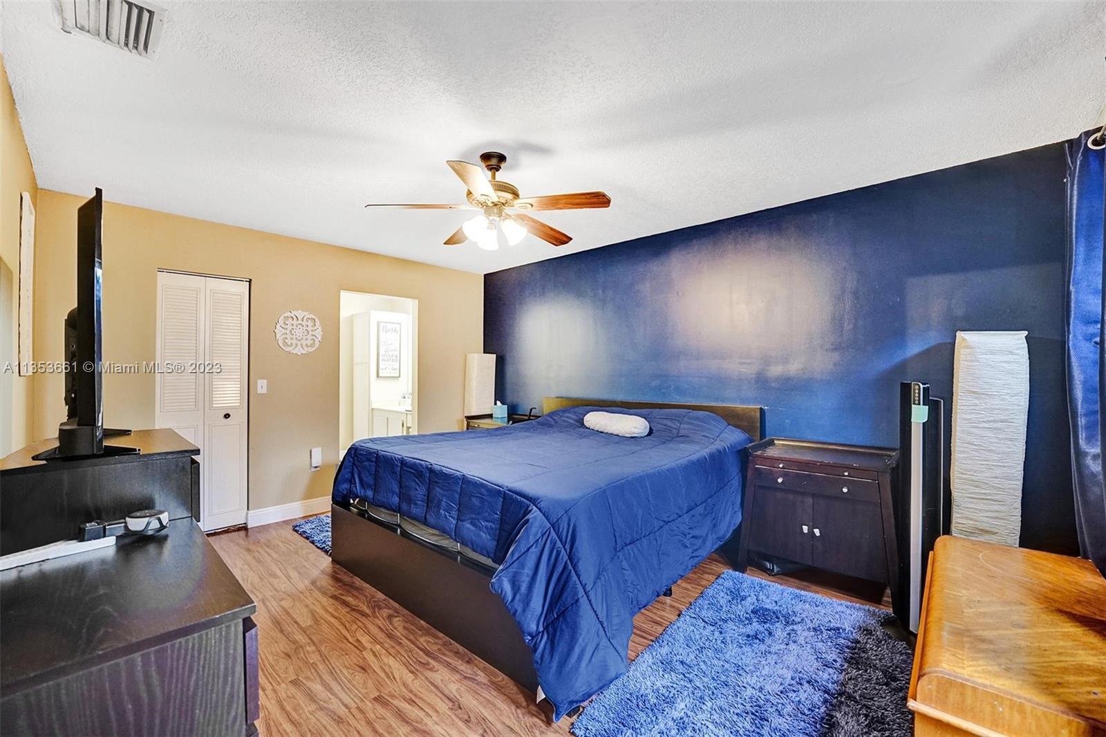 Listing Photo 22
