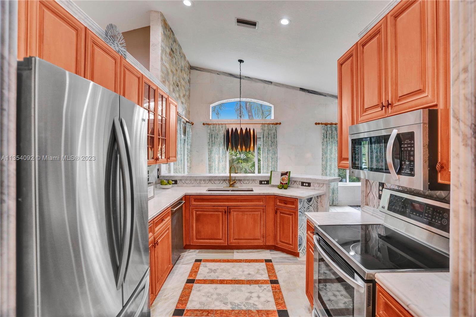 Listing Photo 18
