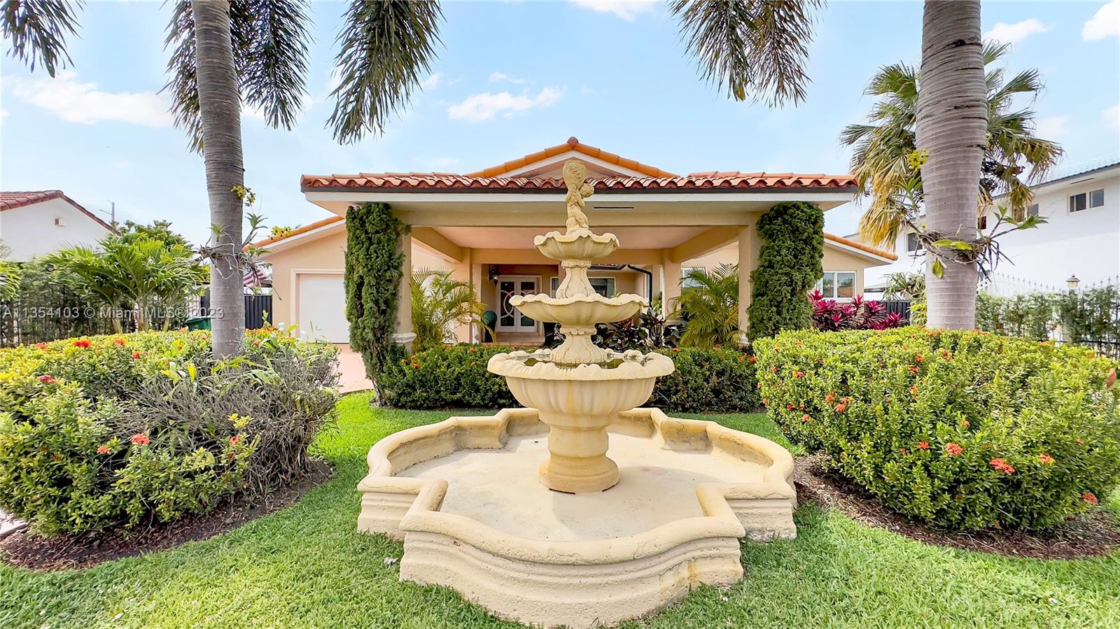 44 NW 136th Pl, Miami, FL 33182