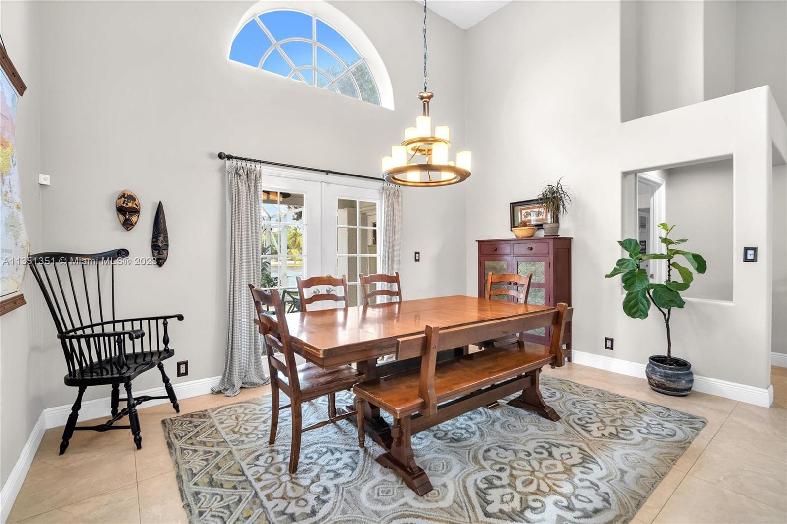 Listing Photo 12
