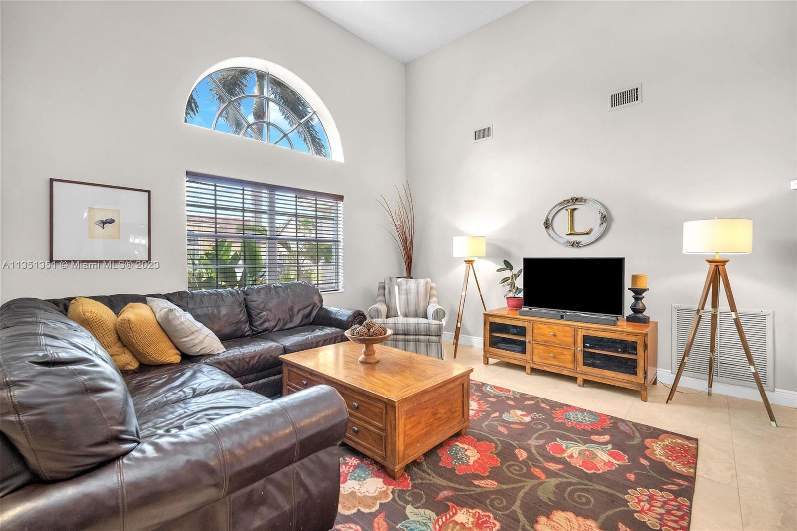 Listing Photo 14