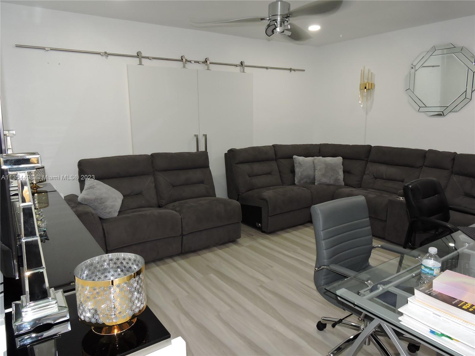 Listing Photo 23