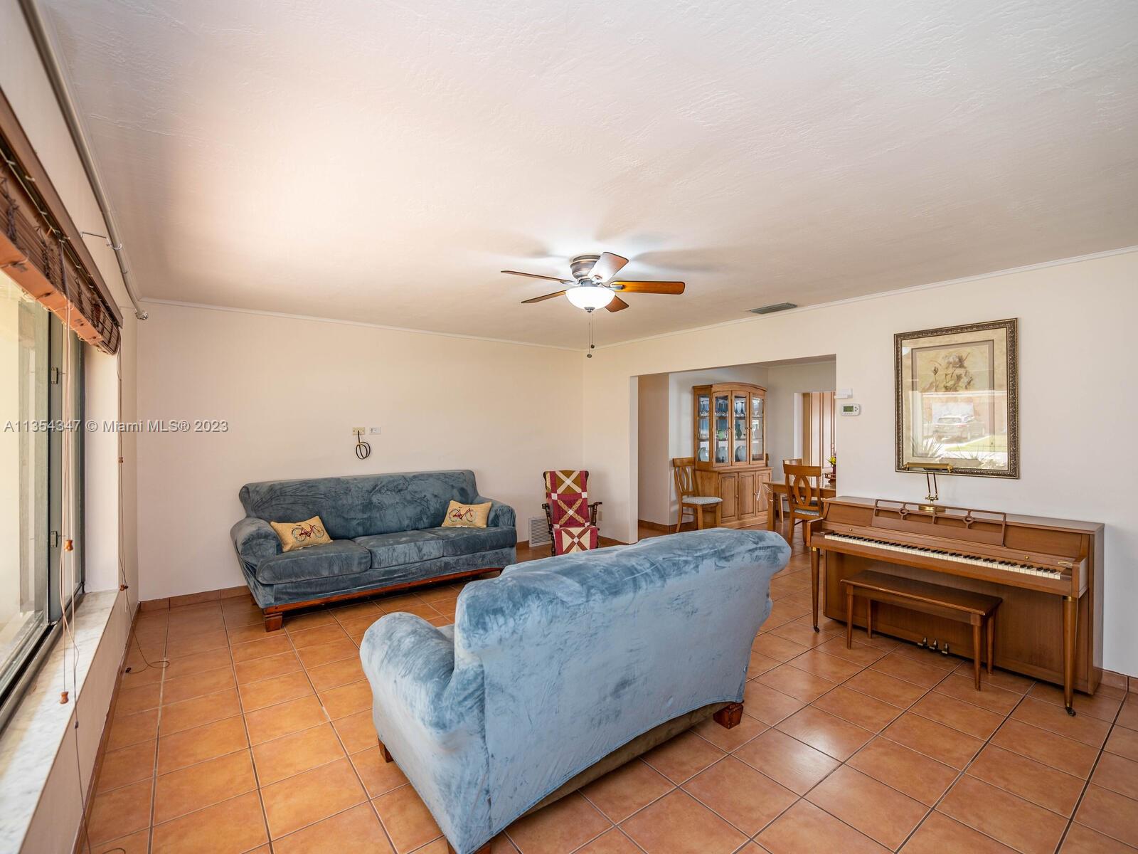 Listing Photo 6