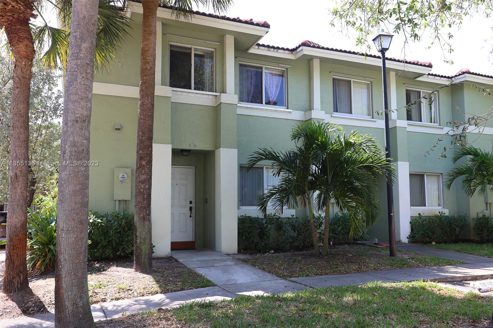126  Hidden Ct Rd #27-D For Sale A11355136, FL