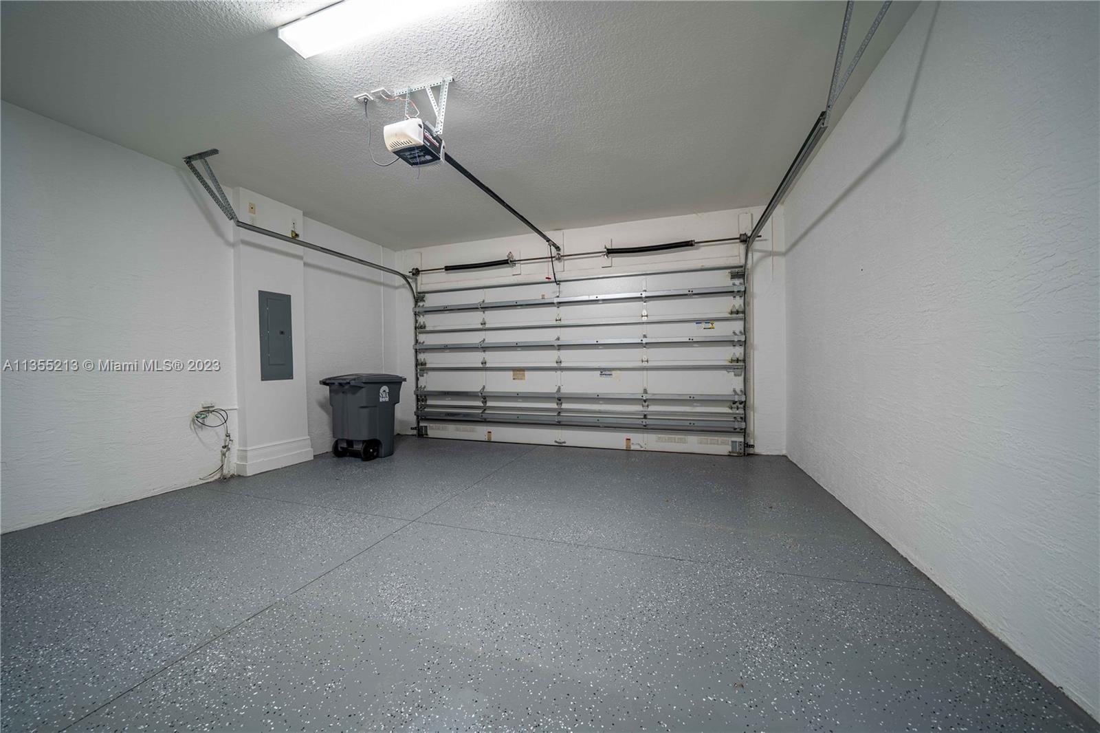Listing Photo 17