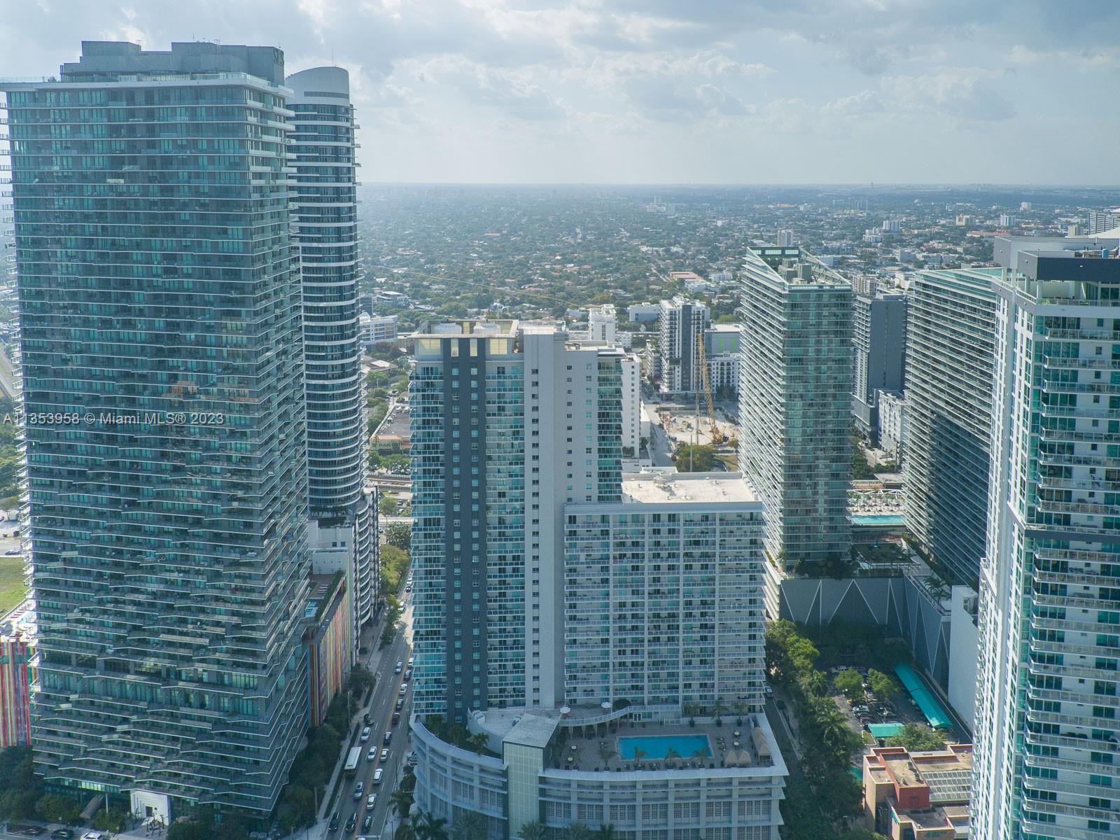 Photo 1 of Vue At Brickell Condo Apt 2505 in Miami - MLS A11353958
