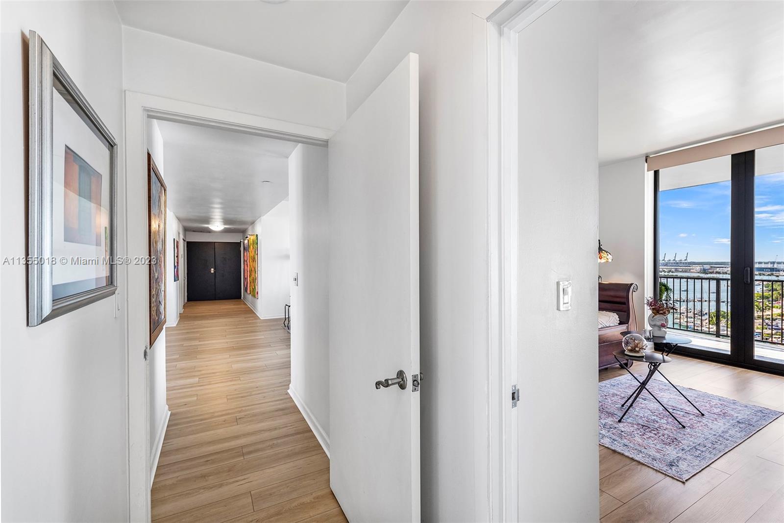 1000 Venetian Way 1403