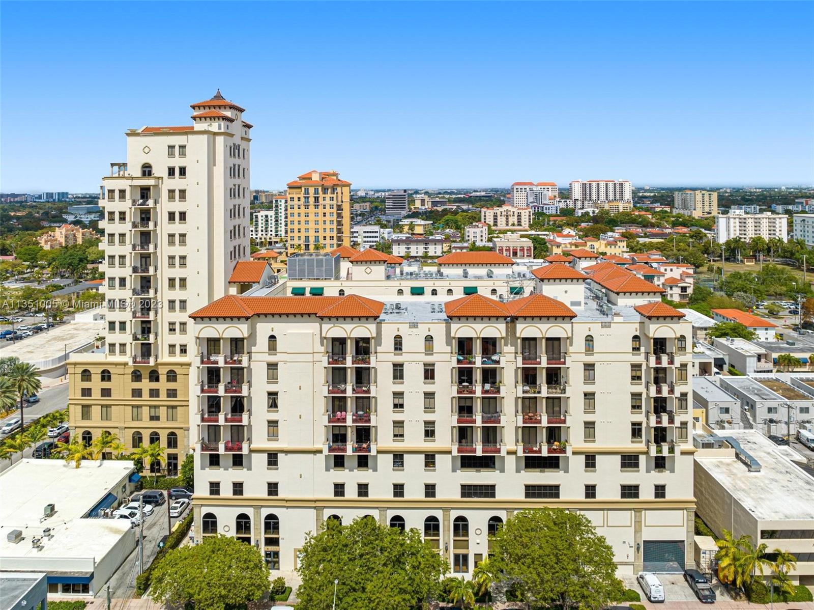 Beautiful  split floor plan with 2bedrooms, 2Bathrooms plus a den.   Unit has tile throughout with 11ft ceilings and direct views to Brickell Skyline.  Enjoy living in this  Boutique building with great amenities such as pool, gym, and party room.  Excellent location, steps way from Alhambra circle and 10 minute walking distance to Miracle mile.   Apartment is rented until June 10 2023.