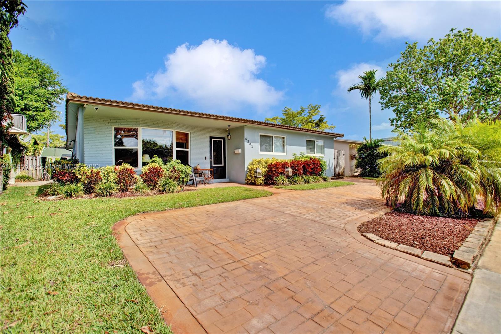 4201  Van Buren St  For Sale A11355518, FL
