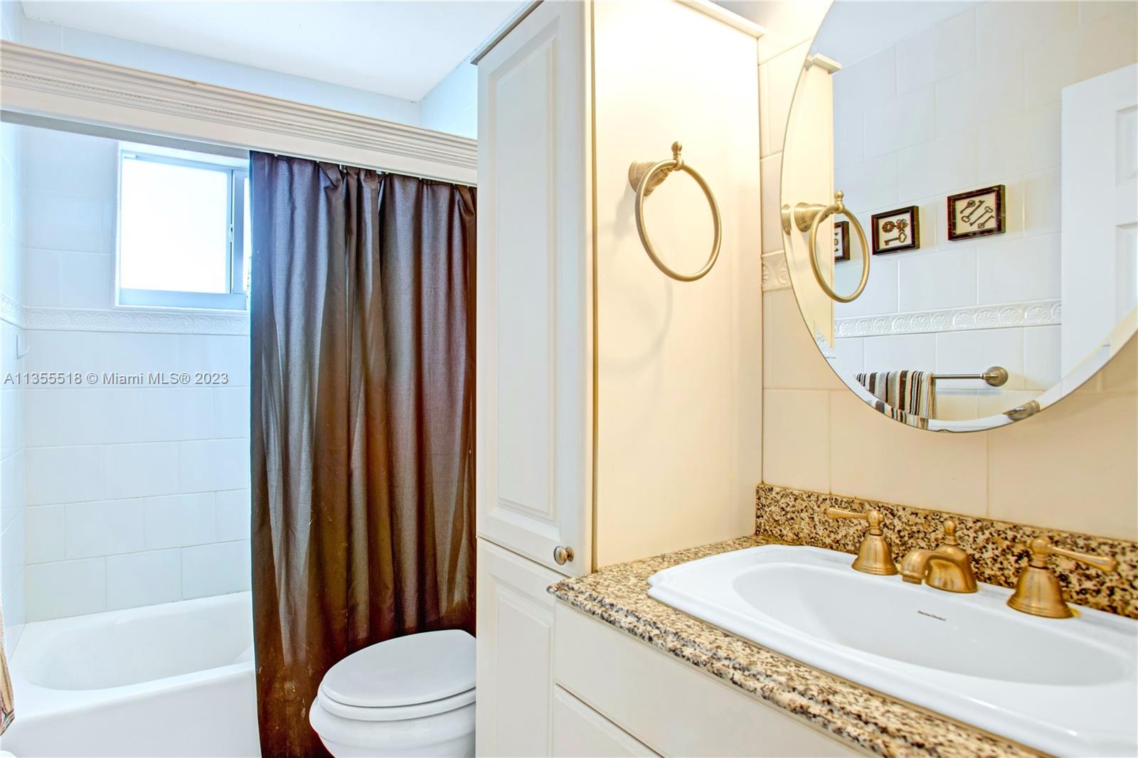 Listing Photo 12