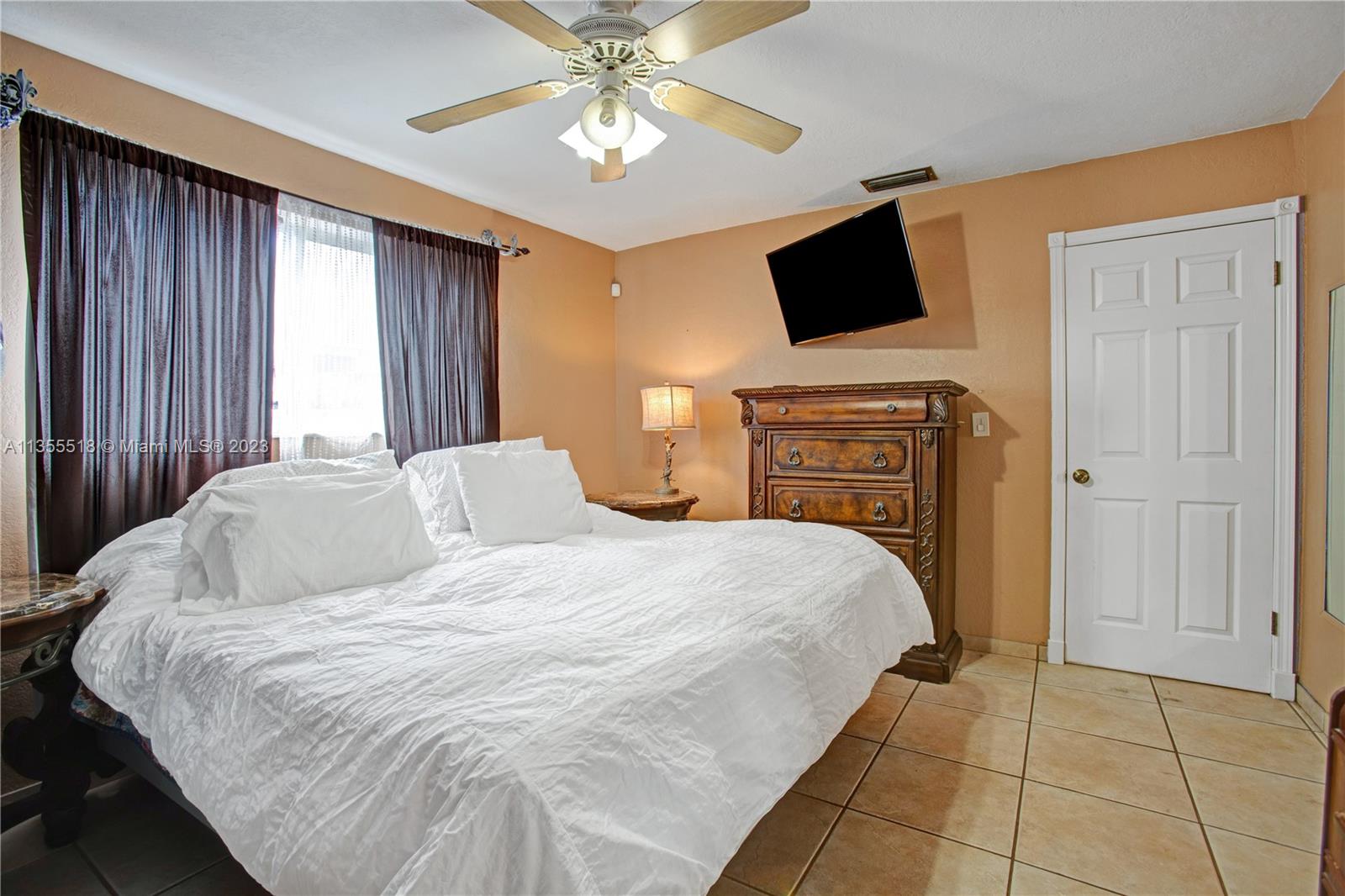 Listing Photo 13