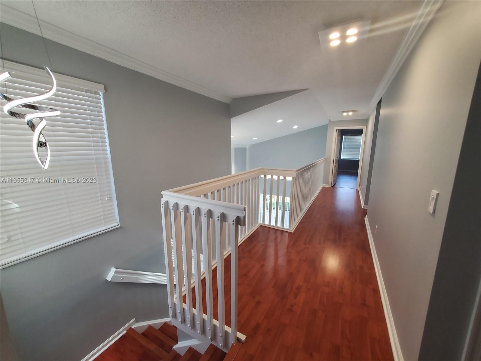 Listing Photo 16