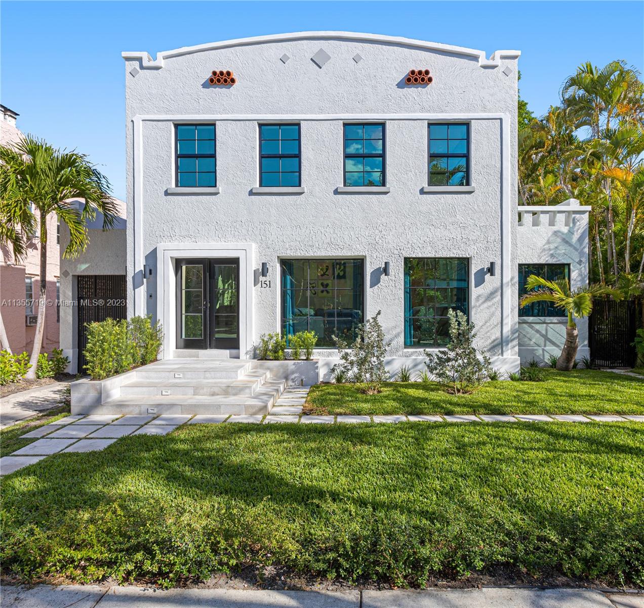 151 NE 43rd St, Miami, FL 33137