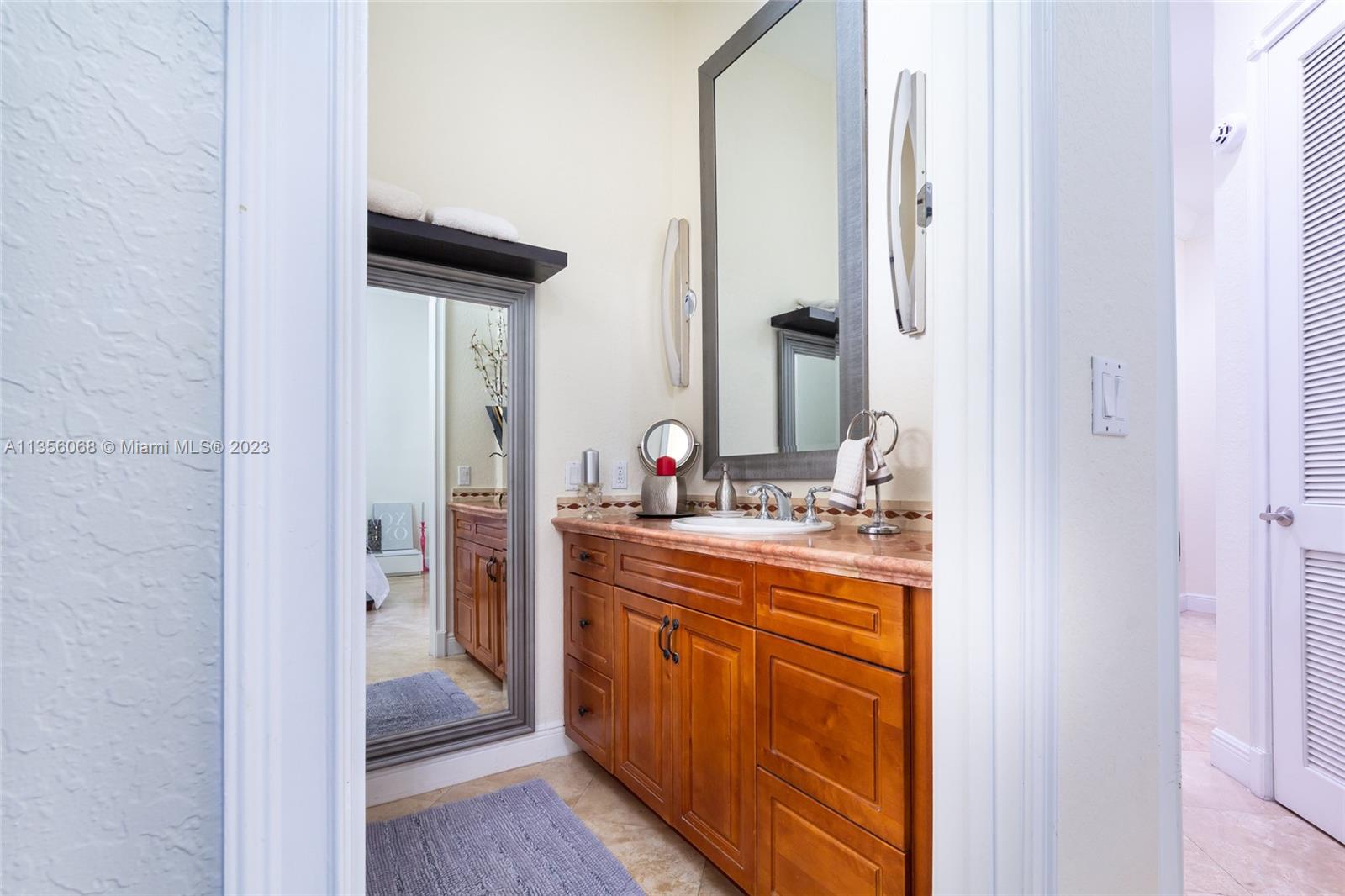 Listing Photo 42