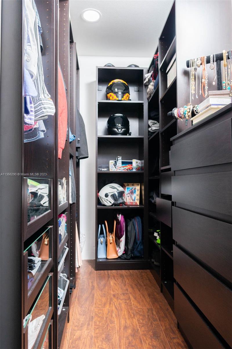 Listing Photo 27