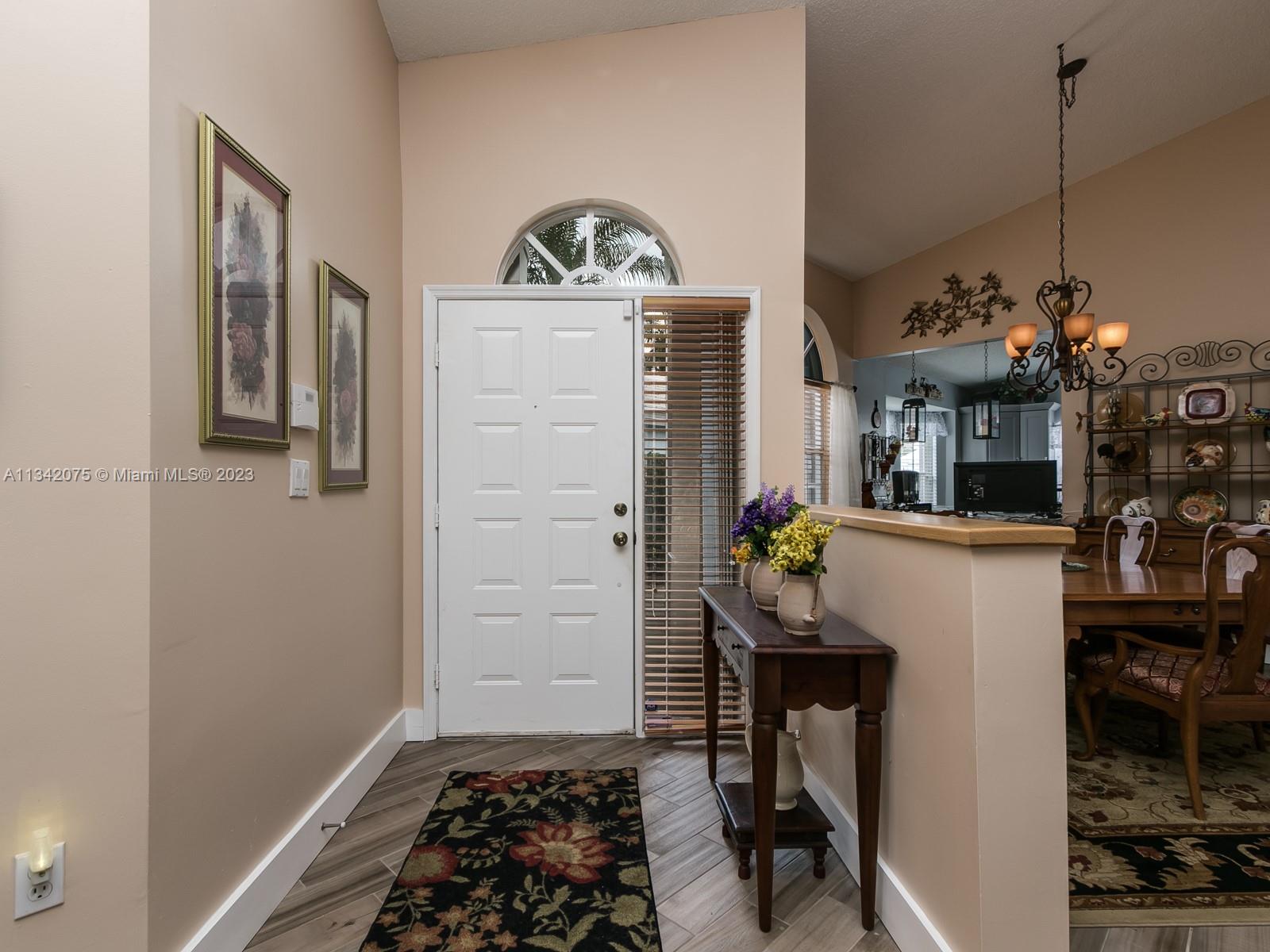 Listing Photo 16