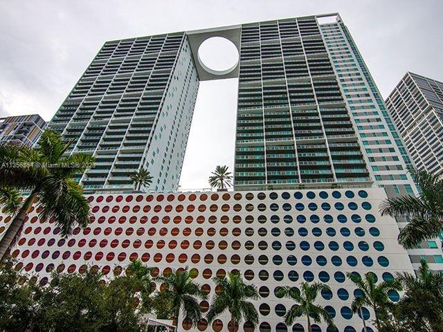 Photo 1 of 500 Brickell W Apt 1807 in Miami - MLS A11356364