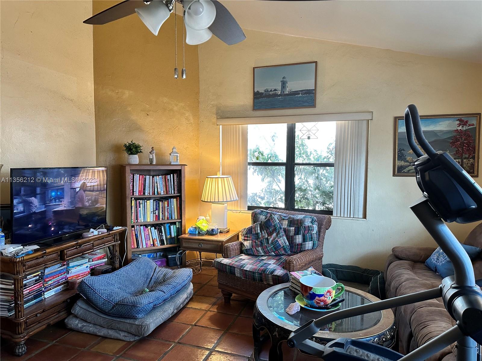 Listing Photo 6