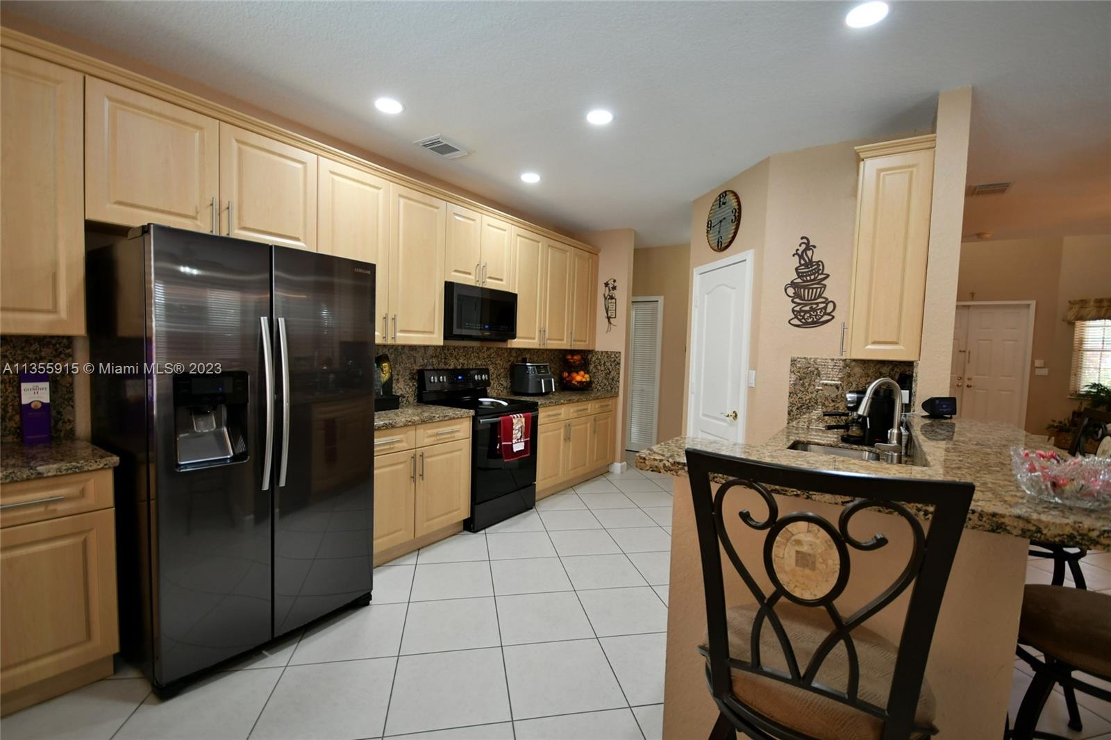 Listing Photo 28